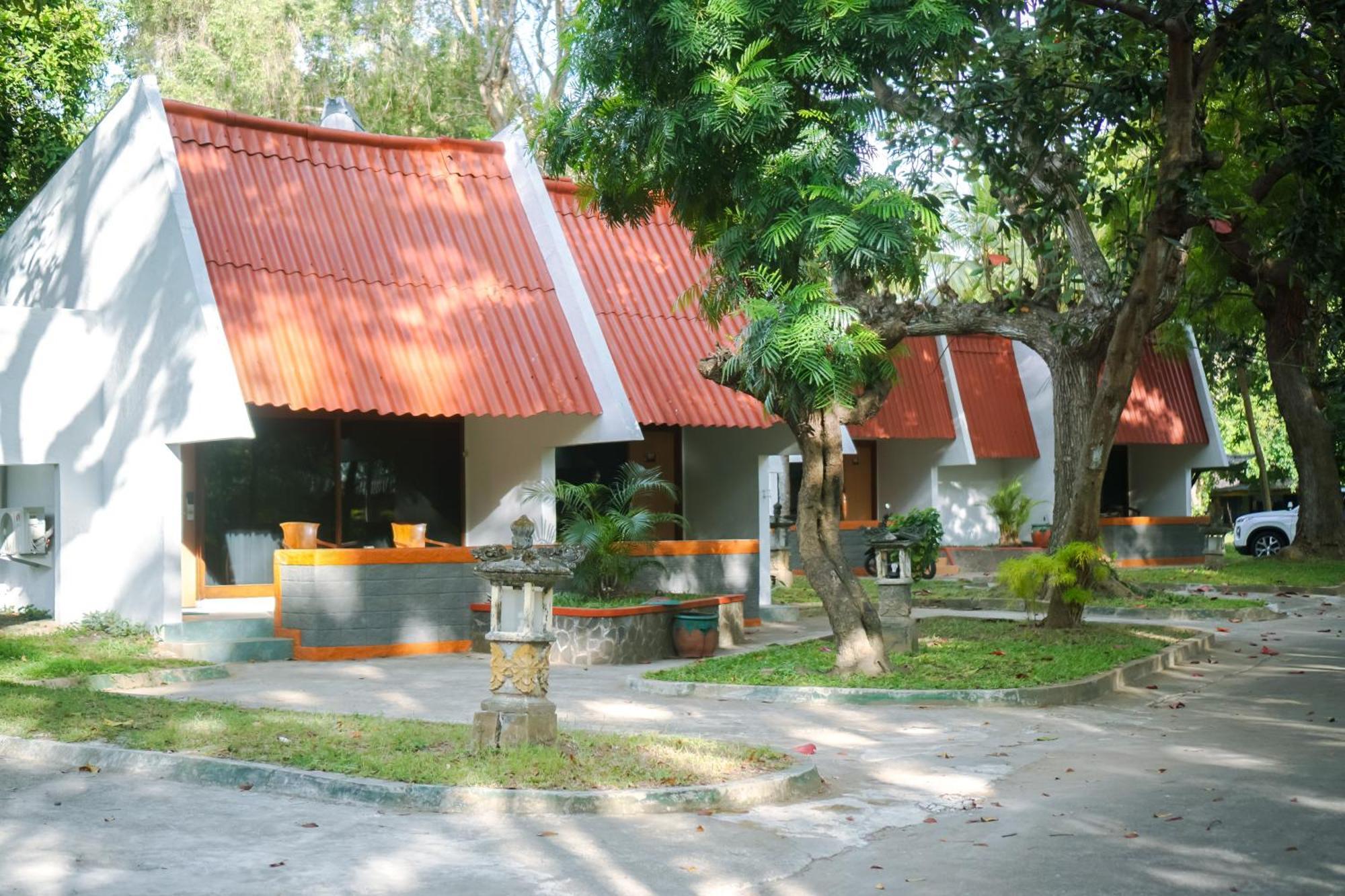Votel Manyar Resort Banyuwangi Ketapang  ภายนอก รูปภาพ